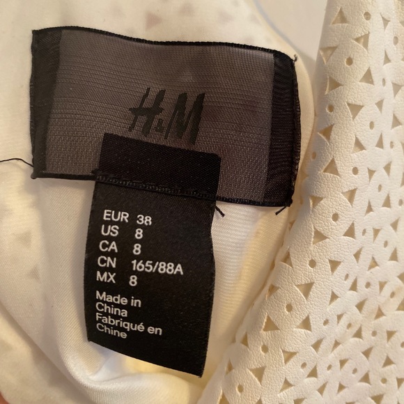 H&M Faux Leather Tank Top - size 8 - Picture 3 of 4